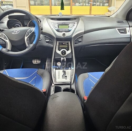 Hyundai Elantra 2011, 180,000 km - 1.8 l - Bakı