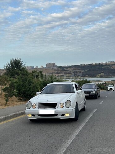 Mercedes E 280-2