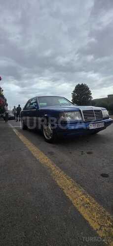 Mercedes E 300 d 1993, 471,770 km - 3.0 l - Füzuli