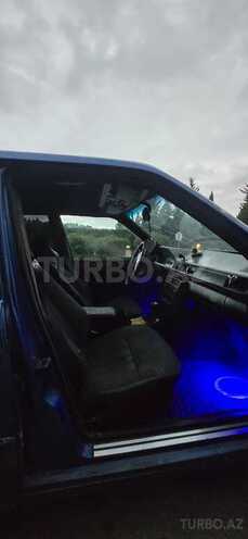 Mercedes E 300 d 1993, 471,770 km - 3.0 l - Füzuli