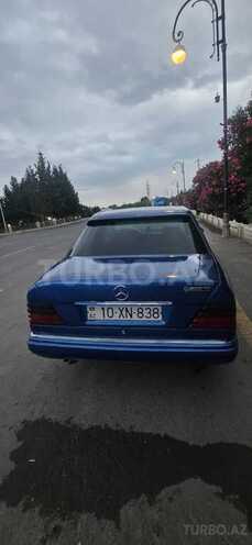Mercedes E 300 d 1993, 471,770 km - 3.0 l - Füzuli