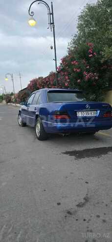 Mercedes E 300 d 1993, 471,770 km - 3.0 l - Füzuli