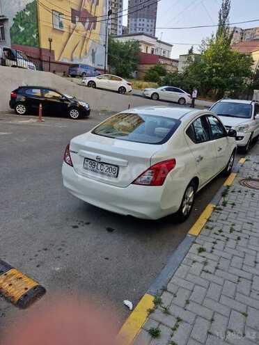 Nissan Sunny 2013, 330,600 km - 1.5 л - Bakı