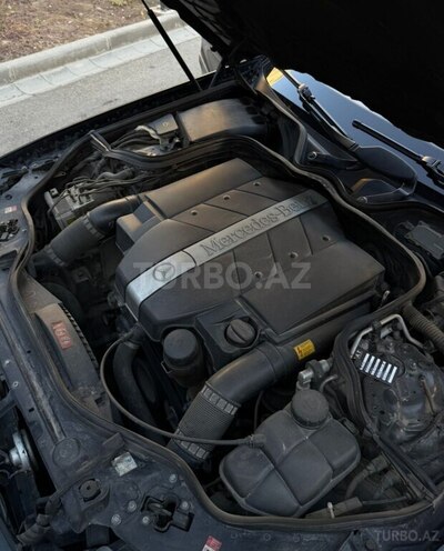 Mercedes E 320 2002, 588,000 km - 3.2 l - Bakı