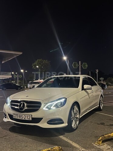 Mercedes E 220 d-1