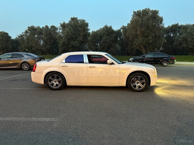 Chrysler 300C-5