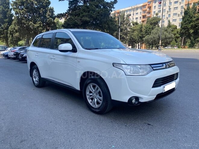 Mitsubishi Outlander 2013, 171,476 km - 2.4 л - Bakı