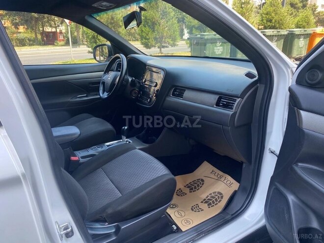 Mitsubishi Outlander 2013, 171,476 km - 2.4 л - Bakı