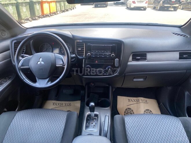 Mitsubishi Outlander 2013, 171,476 km - 2.4 л - Bakı