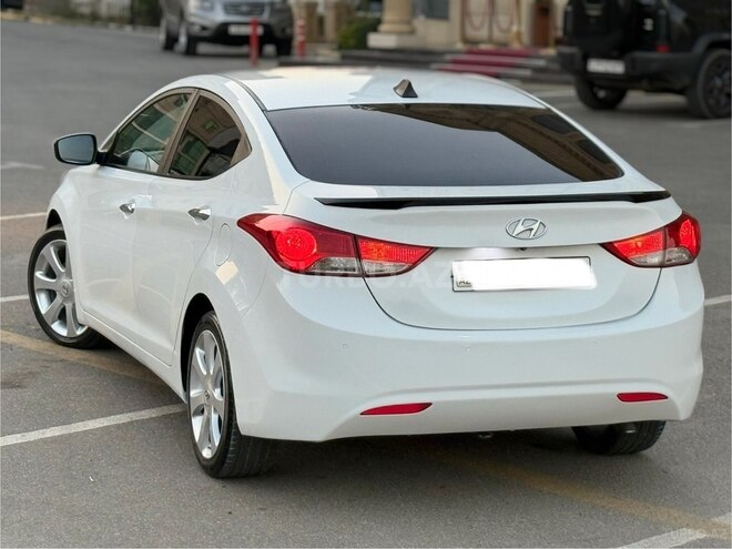 Hyundai Elantra 2011, 239,800 km - 1.6 l - Bakı