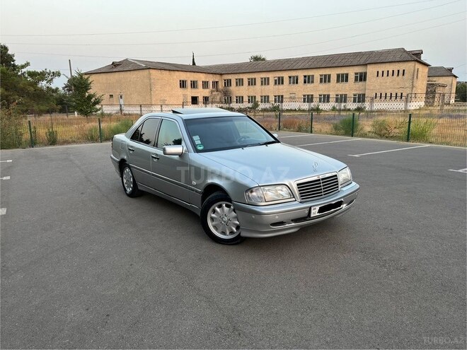 Mercedes C 200 1999, 375,000 km - 2.0 л - Masallı