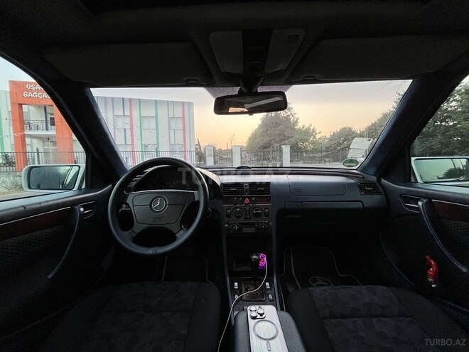 Mercedes C 200 1999, 375,000 km - 2.0 л - Masallı