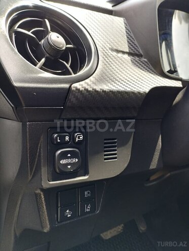 Toyota Corolla Fielder 2019, 135,000 km - 1.5 l - Bakı