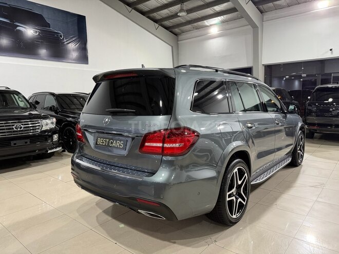 Mercedes GLS 400 4MATIC-7