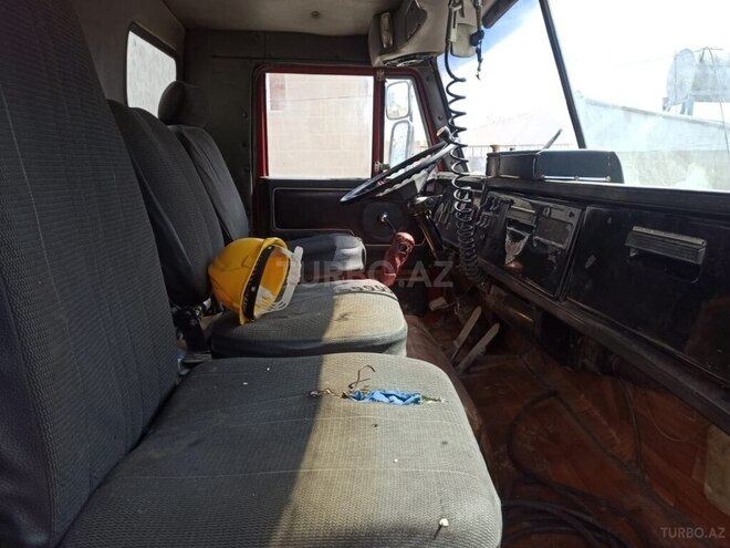 KamAz 53202 1991, 250,000 km - 11.0 l - Tovuz
