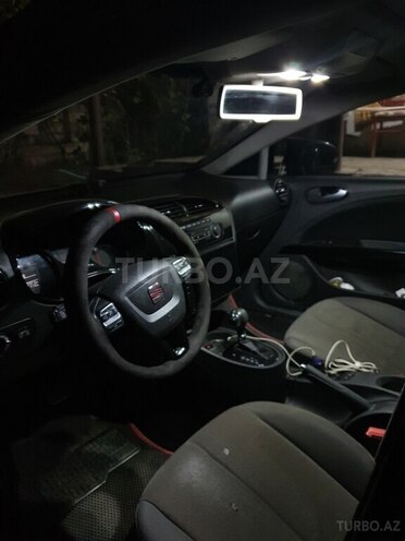 SEAT Leon-5