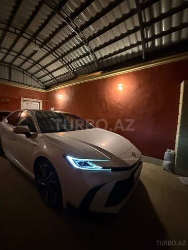 Toyota Camry 2024, 3,300 km - 2.0 л - Bakı