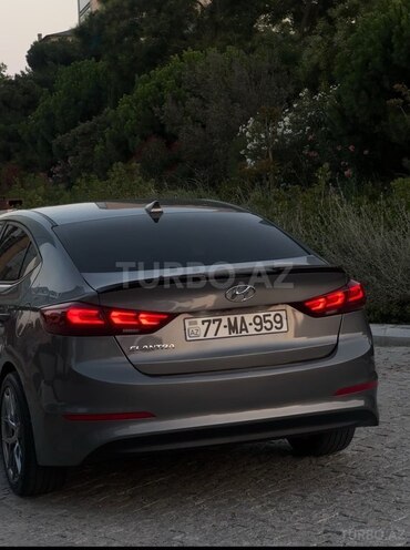 Hyundai Elantra 2017, 93,500 km - 2.0 l - Bakı