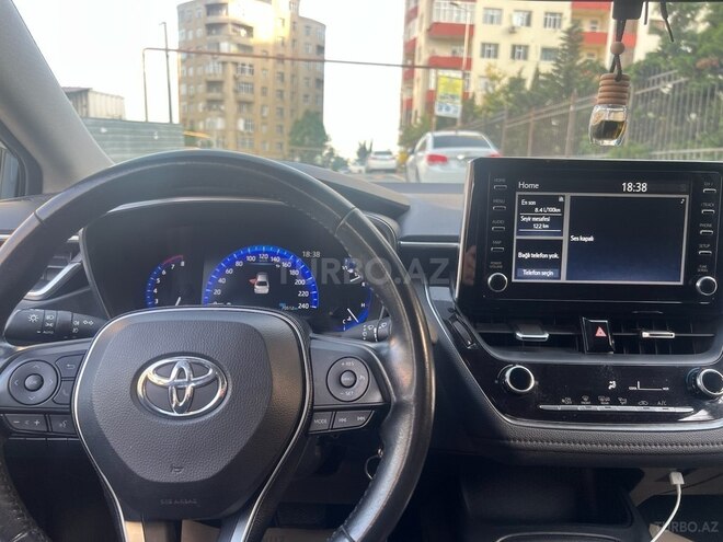 Toyota Corolla 2019, 71,000 km - 1.6 l - Bakı