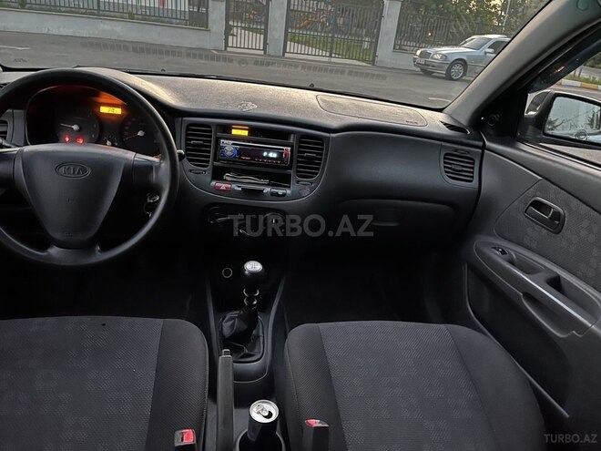 Kia Rio 2005, 372,000 km - 1.5 l - Masallı