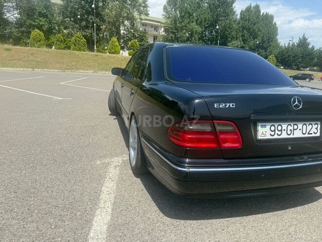 Mercedes E 270 2000, 560,000 km - 2.7 l - Qəbələ