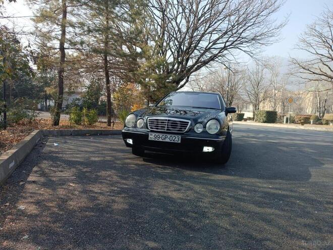 Mercedes E 270 2000, 560,000 km - 2.7 l - Qəbələ