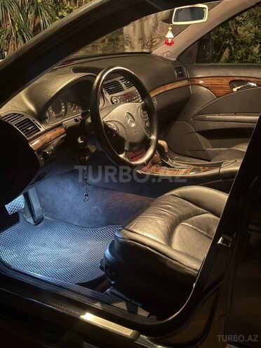 Mercedes E 240 2002, 249,178 km - 2.6 l - Bakı