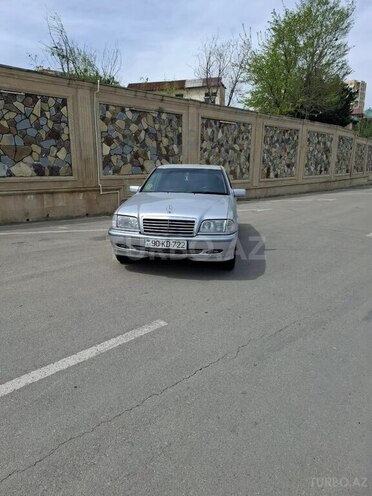 Mercedes C 180 1999, 353,000 km - 1.8 l - Bakı