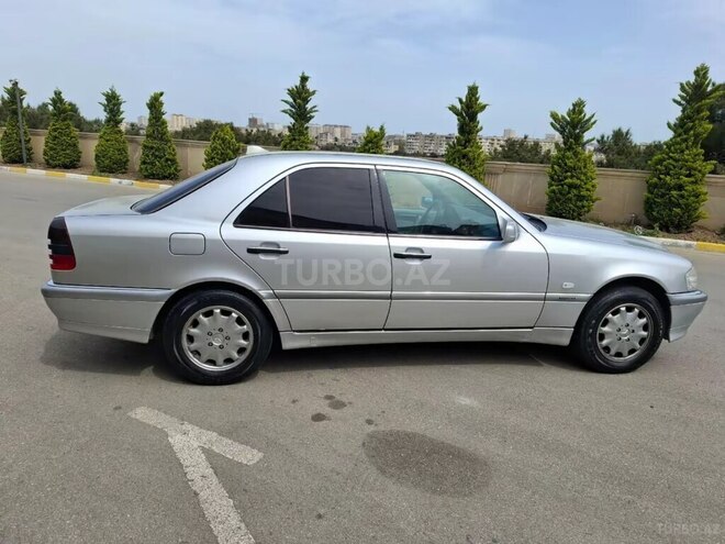 Mercedes C 180 1999, 353,000 km - 1.8 l - Bakı