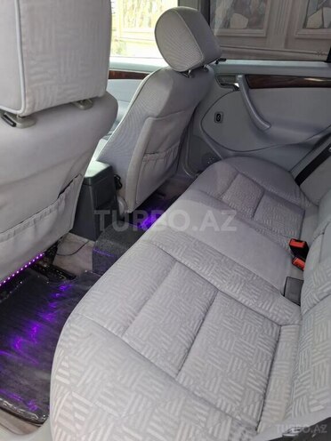 Mercedes C 180 1999, 353,000 km - 1.8 l - Bakı