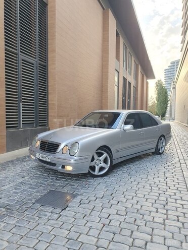 Mercedes E 320 2000, 460,000 km - 3.2 l - Bakı