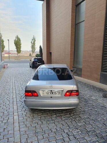 Mercedes E 320 2000, 460,000 km - 3.2 l - Bakı
