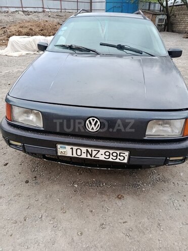 Volkswagen Passat 1993, 250,000 km - 2.0 l - Ağdaş