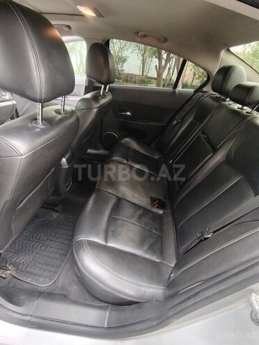 Chevrolet Cruze 2011, 258,793 km - 1.4 l - Ağcabədi