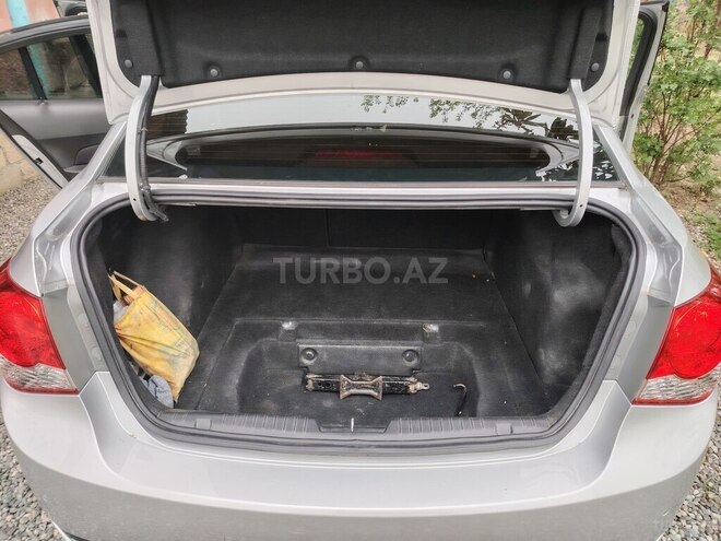 Chevrolet Cruze 2011, 258,793 km - 1.4 l - Ağcabədi