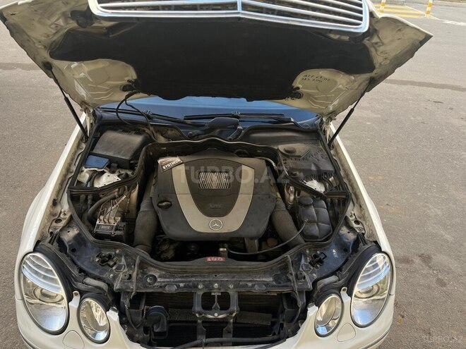 Mercedes E 230 2008, 244,000 km - 2.5 l - Masallı