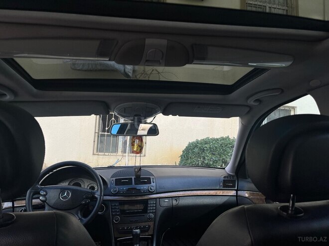 Mercedes E 230 2008, 244,000 km - 2.5 l - Masallı