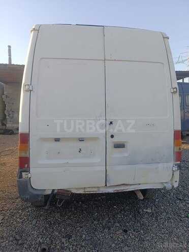 Ford Transit-2