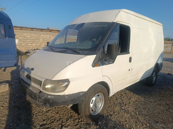 Ford Transit-7