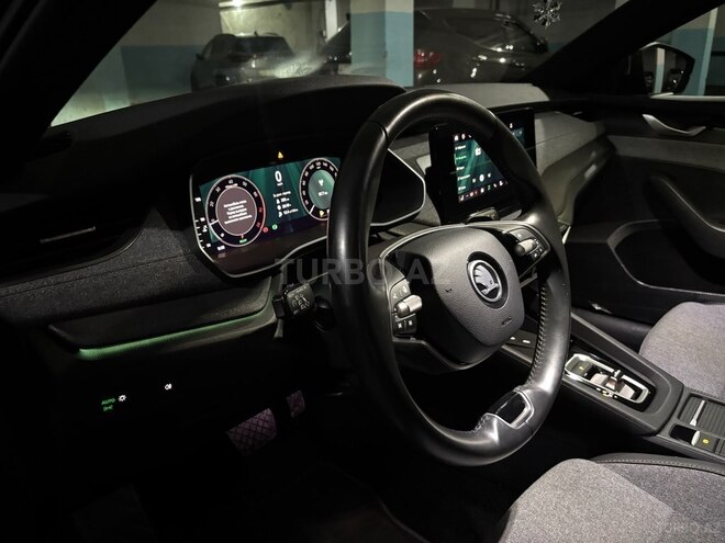 Skoda Octavia 2024, 28,000 km - 1.4 l - Bakı