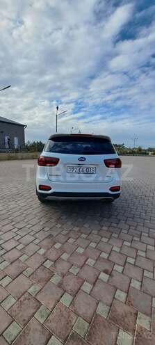 Kia Sorento 2017, 271,000 km - 2.2 л - Şirvan