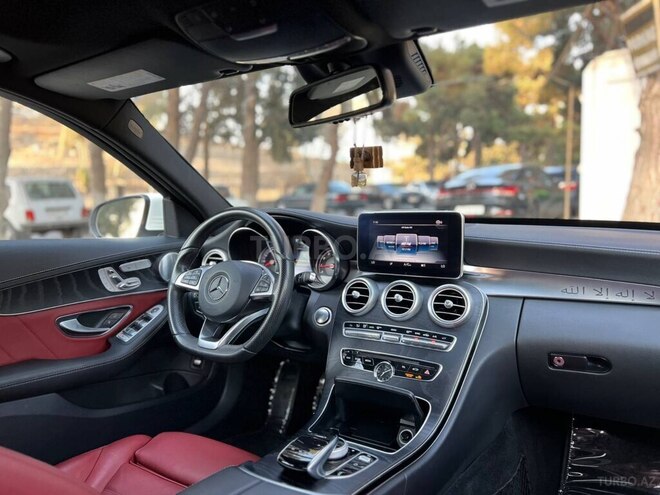Mercedes C 300-12