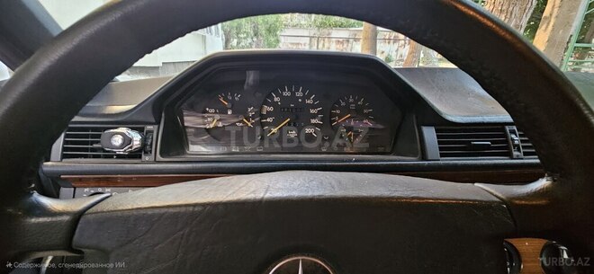 Mercedes E 250 1991, 381,000 km - 2.5 l - Bakı