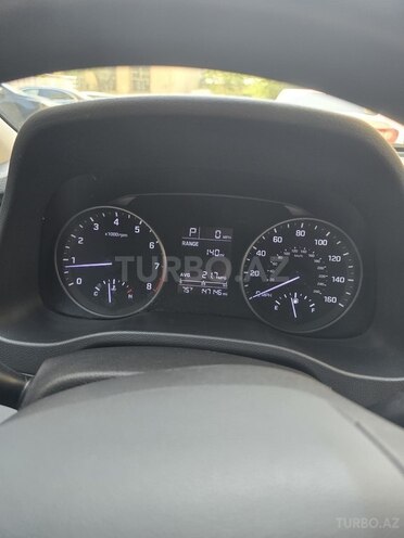 Hyundai Elantra 2017, 235,000 km - 2.0 l - Bakı