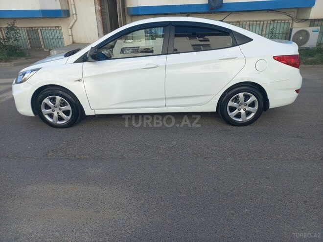Hyundai Accent 2013, 267,560 km - 1.6 l - Bakı