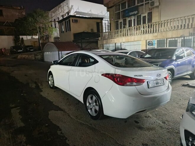 Hyundai Elantra 2011, 250,000 km - 1.8 l - Bakı