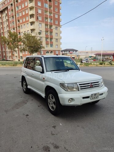 Mitsubishi Pajero io 2000, 300,100 km - 2.0 л - Bakı