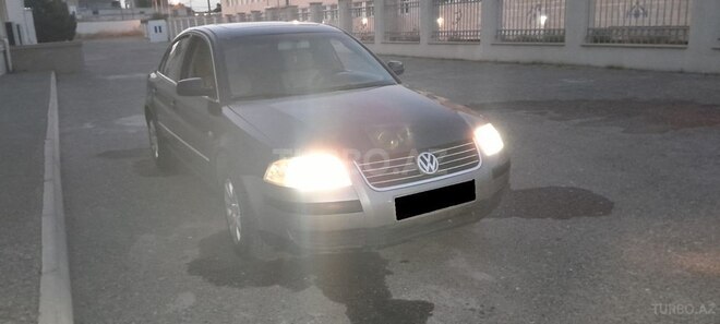 Volkswagen Passat 2002, 330,000 km - 1.8 l - Bakı