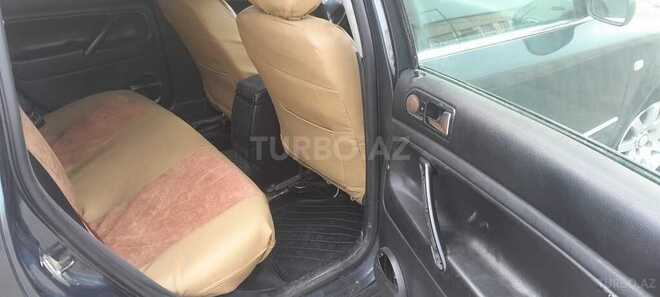 Volkswagen Passat 2002, 330,000 km - 1.8 l - Bakı