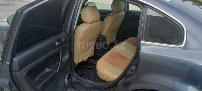 Volkswagen Passat 2002, 330,000 km - 1.8 l - Bakı